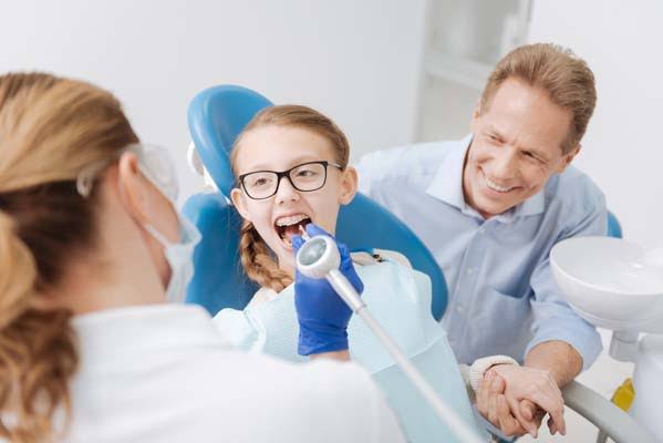 how family dentists create personalized plans for every generation