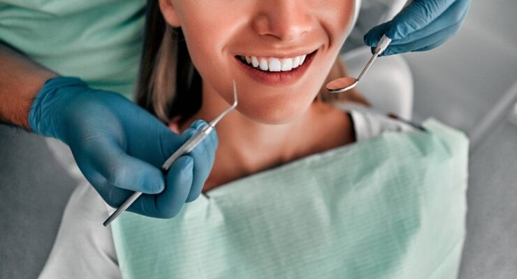 5 benefits of visiting a general dentist twice a year
